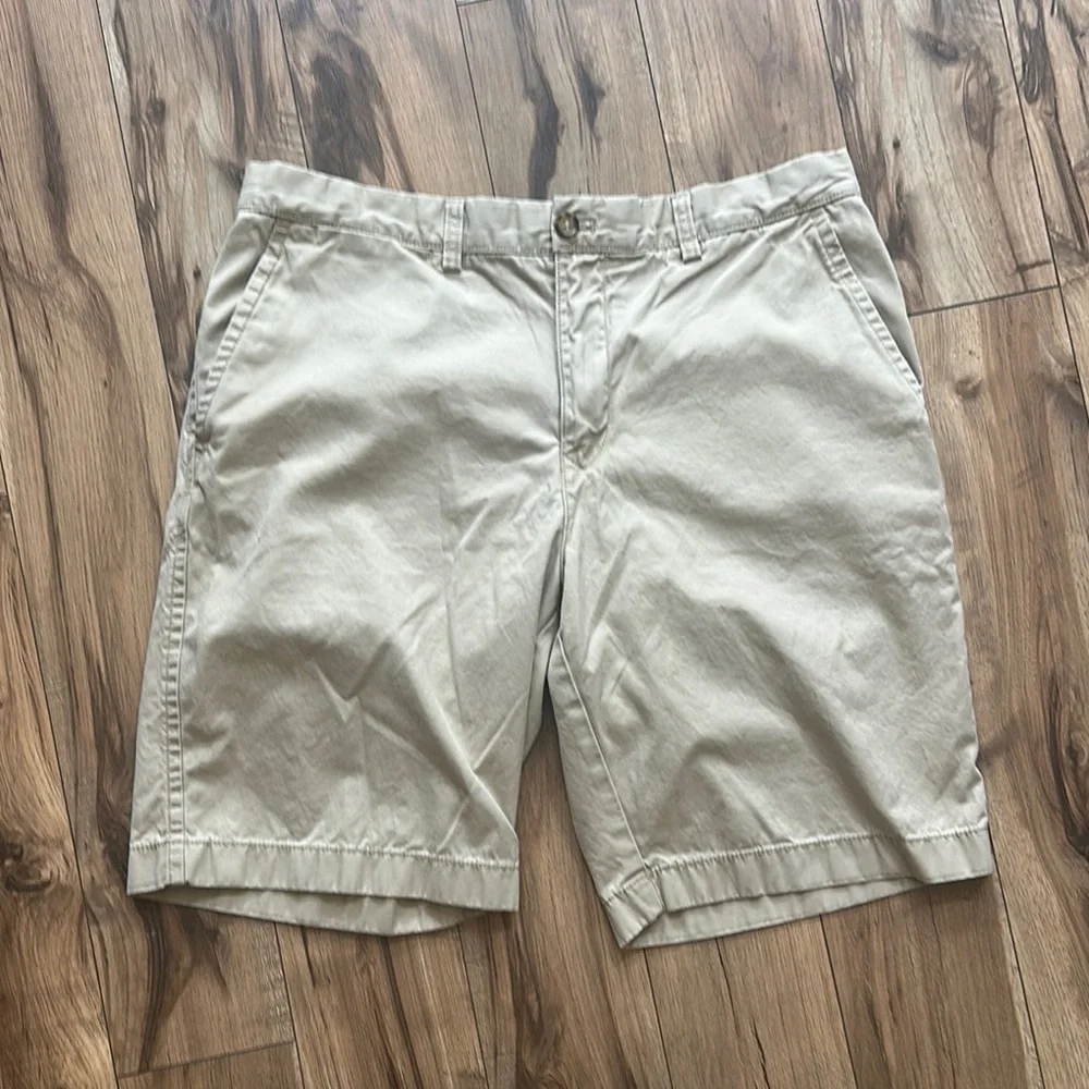 Tommy Hilfiger Chino Shorts Size